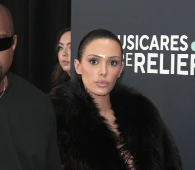 Woman or Object? The Outrage of a World on Display — Bianca Censori&rsquo;s apparition at the&nbsp;Grammy